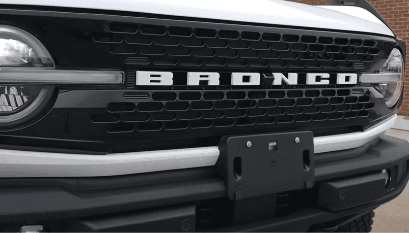 Ford Bronco MY22 Front License Plate Mount Location Changed? '22 Willtrak standard bumper