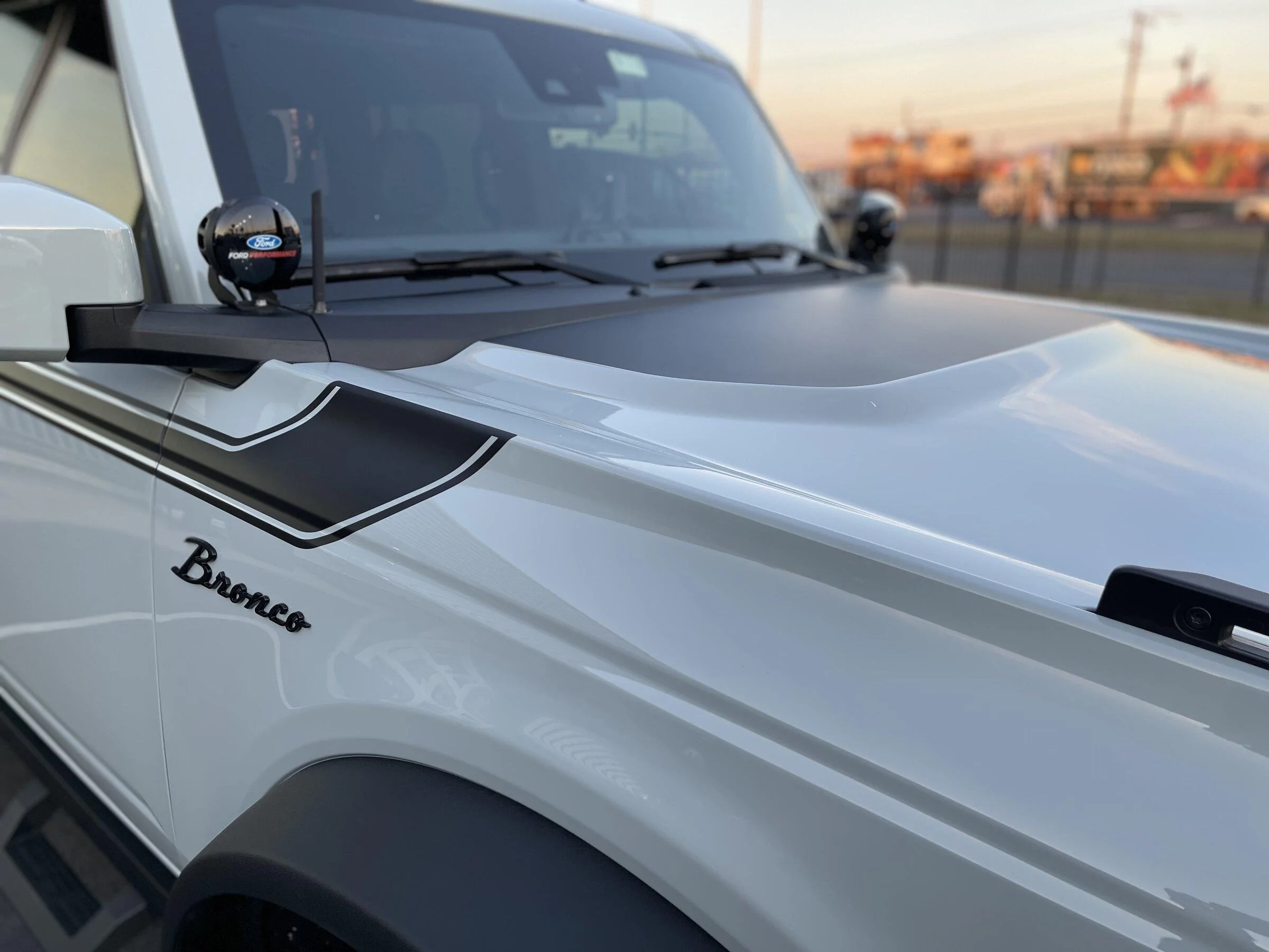 Ford Bronco CACTUS GRAY Bronco Club FCB0401C-D14F-42ED-A5C6-4AEA3AA8DC0C