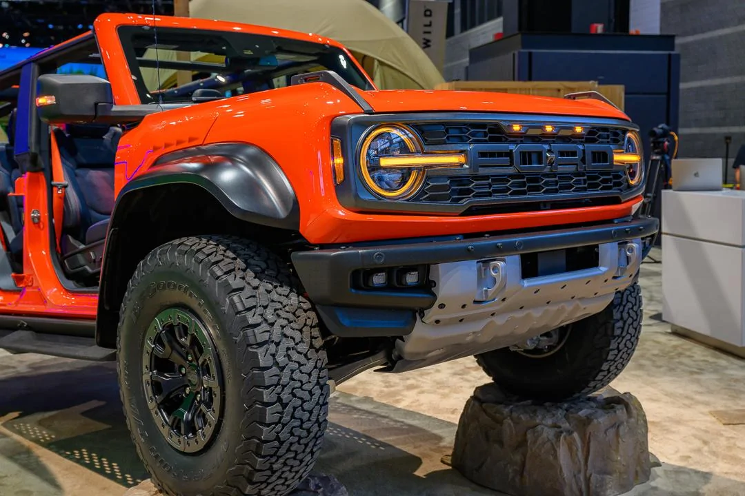 Ford Bronco Photos: Bronco Raptor, Everglades & More @ 2022 Chicago Auto Show CAS-4