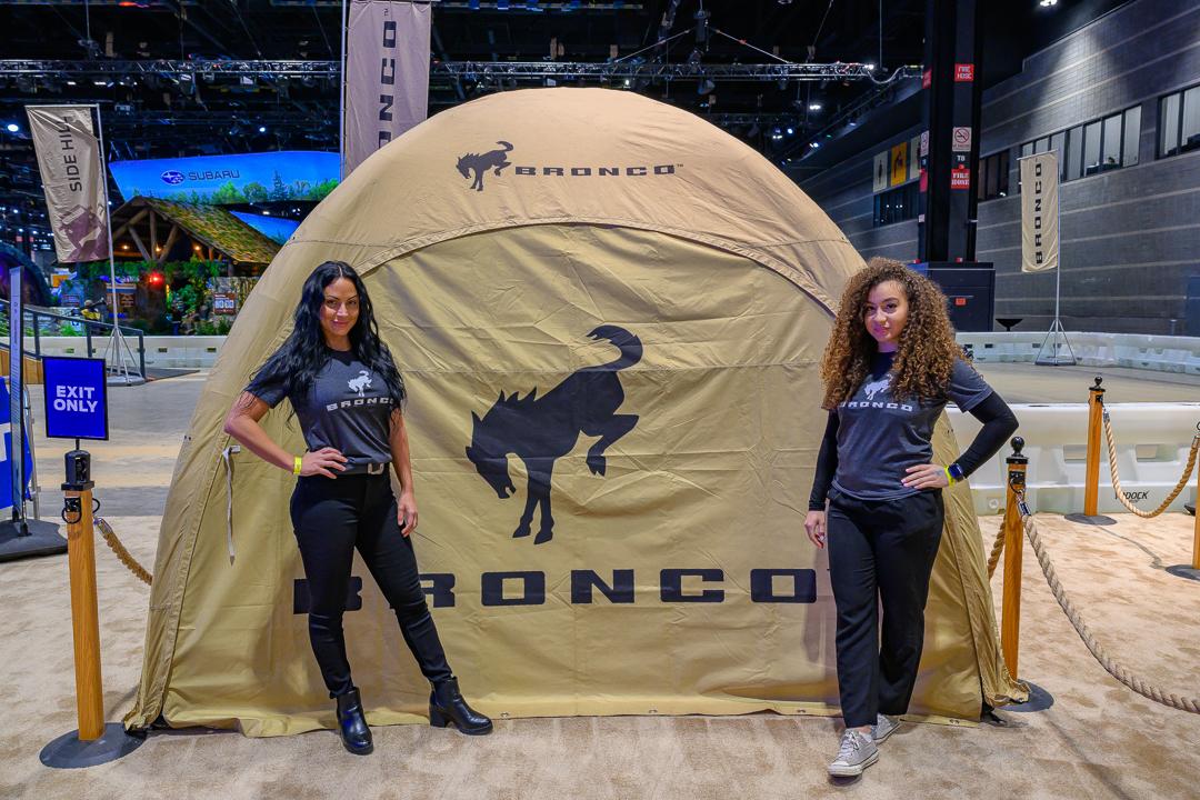 Ford Bronco Photos: Bronco Raptor, Everglades & More @ 2022 Chicago Auto Show rr5