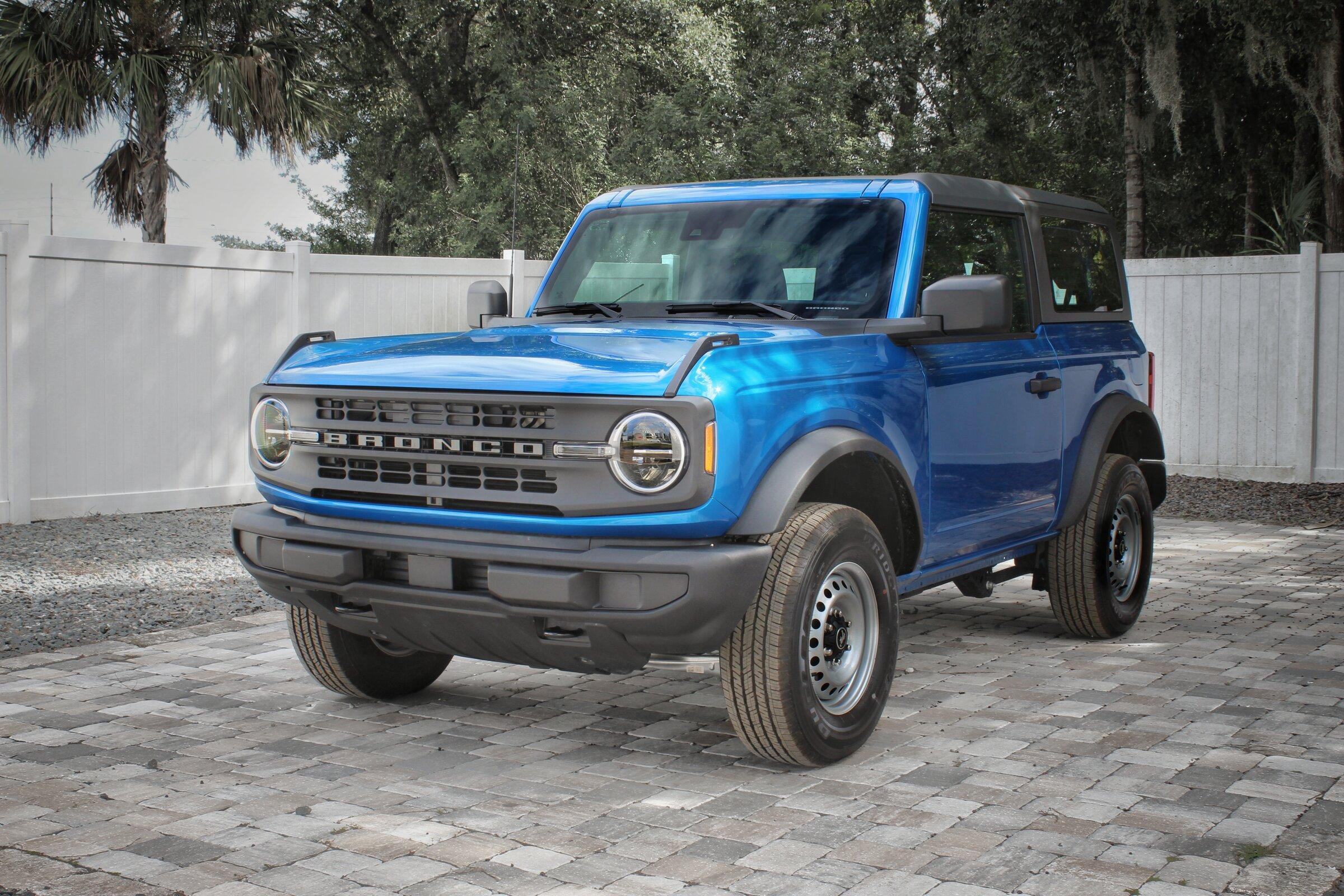 Ford Bronco 2-Door BASE Bronco @ MAP IMG_1576-01