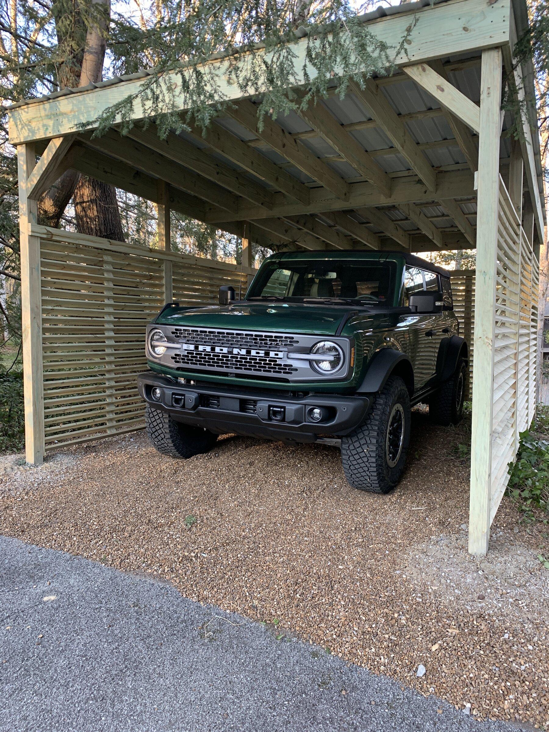 Ford Bronco ERUPTION GREEN Bronco Club 2210A6E8-B40B-4D42-BC61-C49C61766E8D