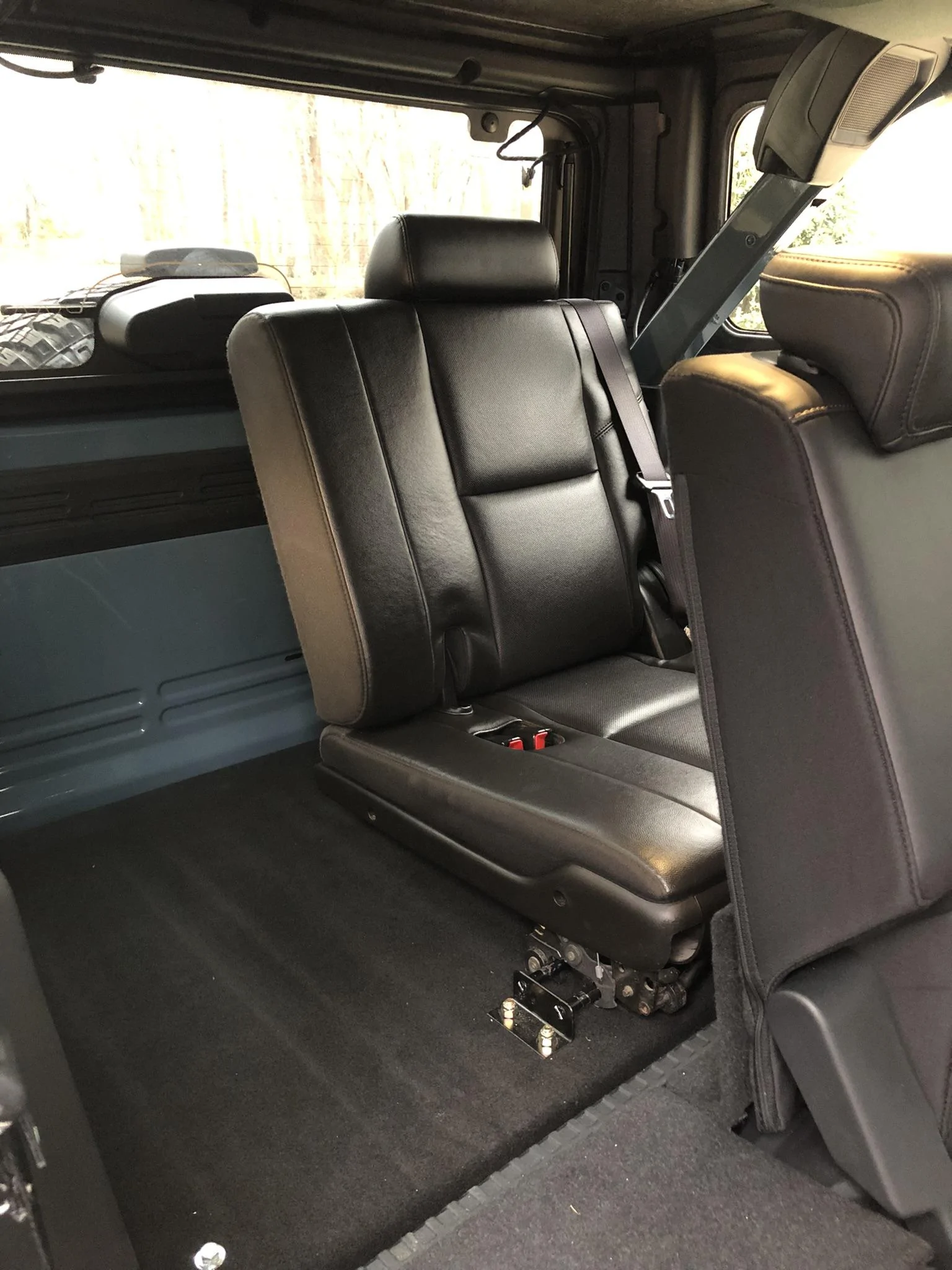 Ford Bronco Anyone install Jump Seat in cargo area? B40EB70B-2E03-4BD5-A261-88B8891EDA20