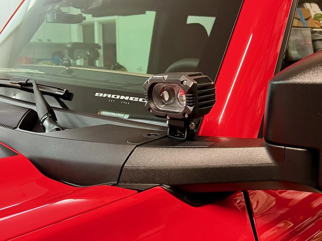 Ford Bronco PFBZ: Race Red Wildtrak 2-door bronco pod lights - 2
