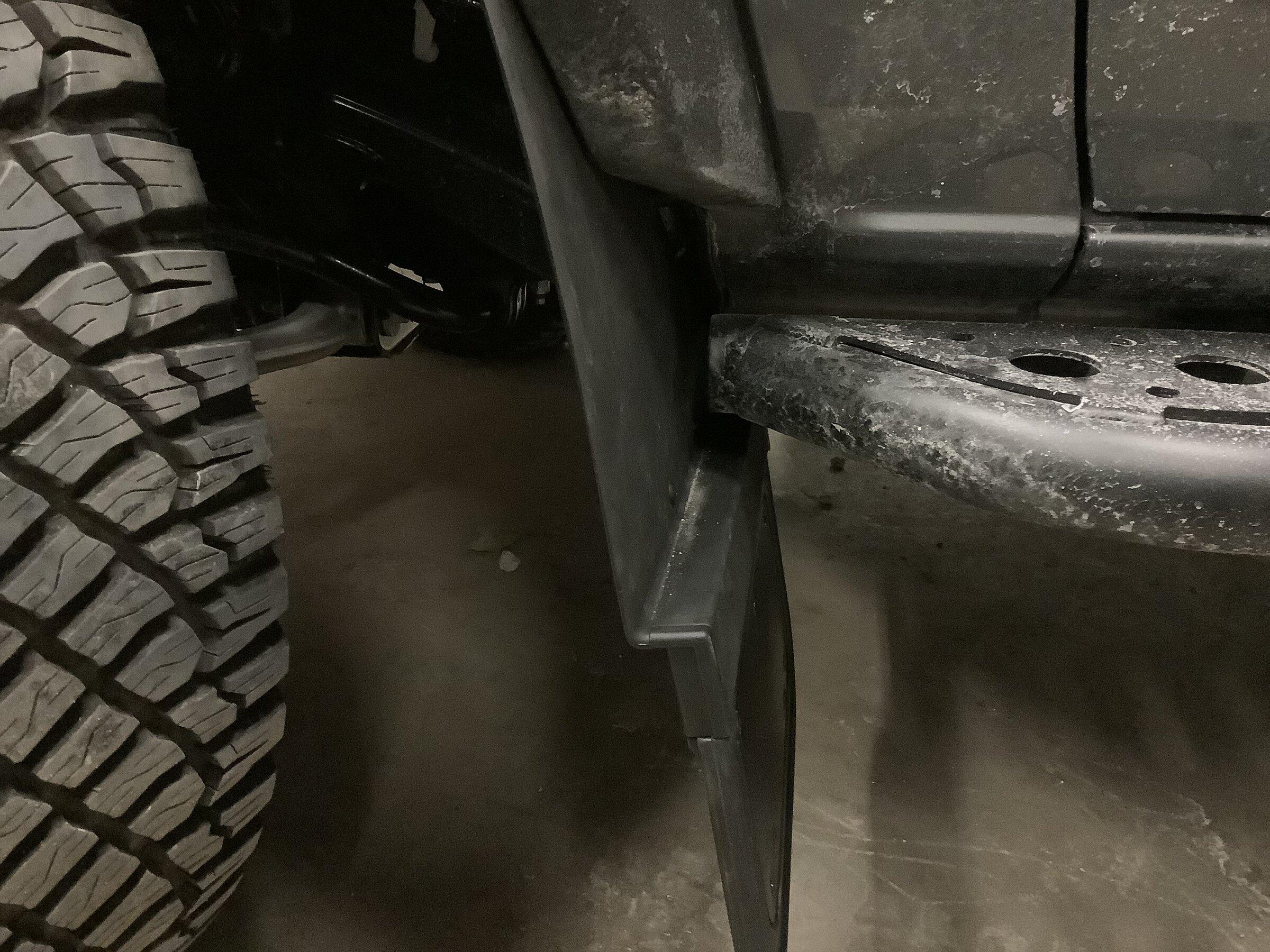 Ford Bronco ZROADZ slider / step installed 5ADD2626-ADCC-420F-AAC4-F94CEA818C54