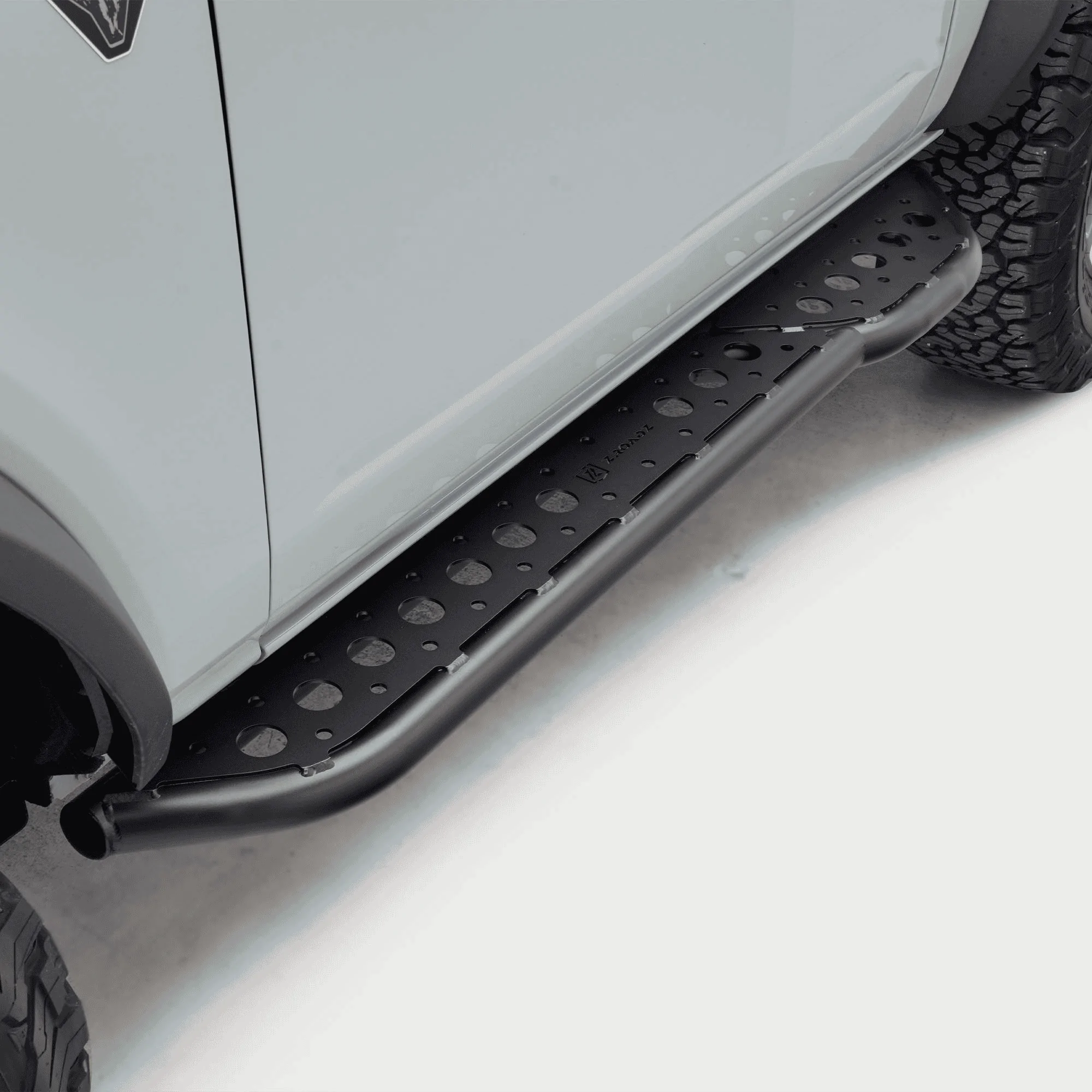 Ford Bronco Base Eruption Green & Line-X White Top Throwback Build, keeping the Steelies 1644812297471