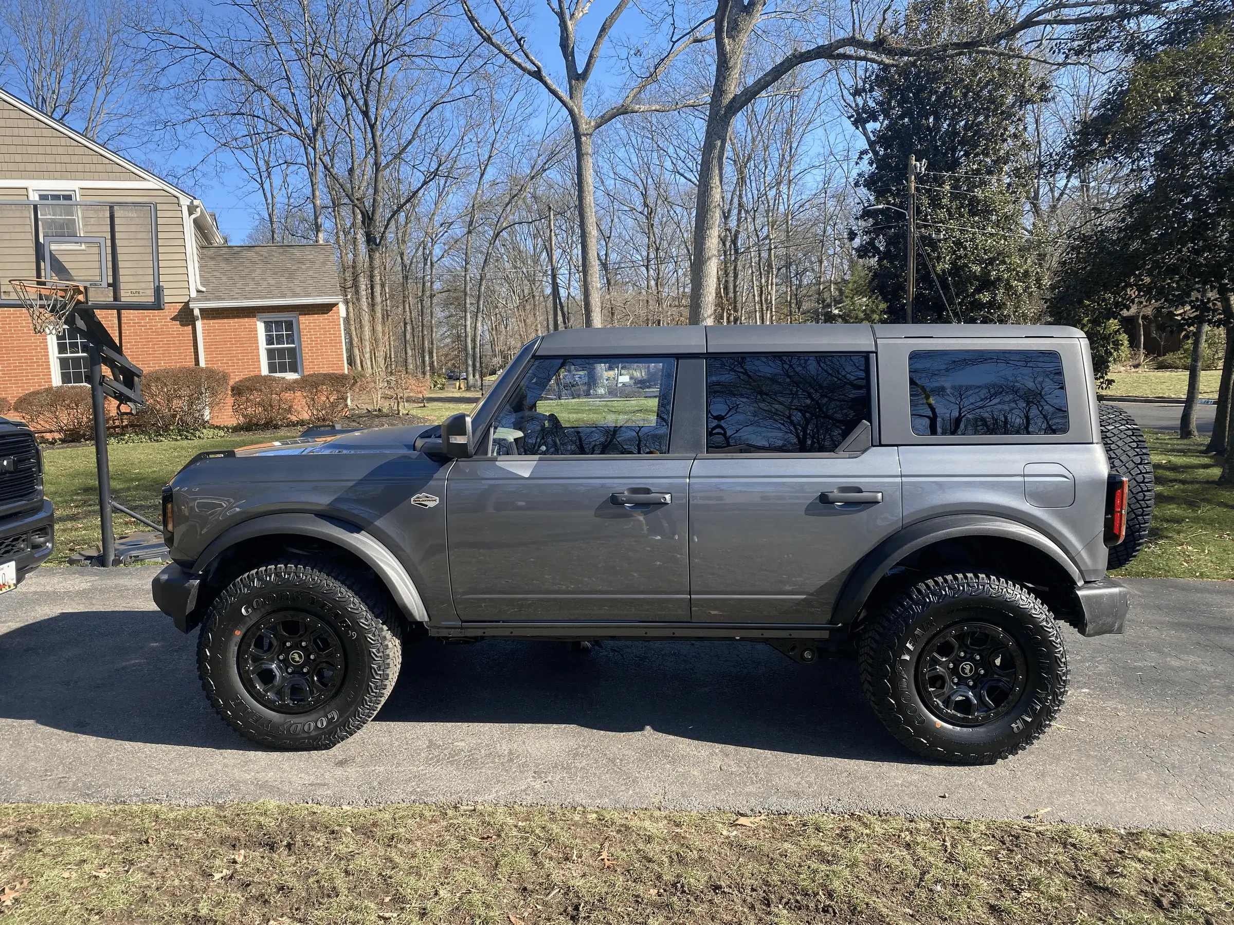 Ford Bronco Carbonized Gray Wildtrak 1644867901532