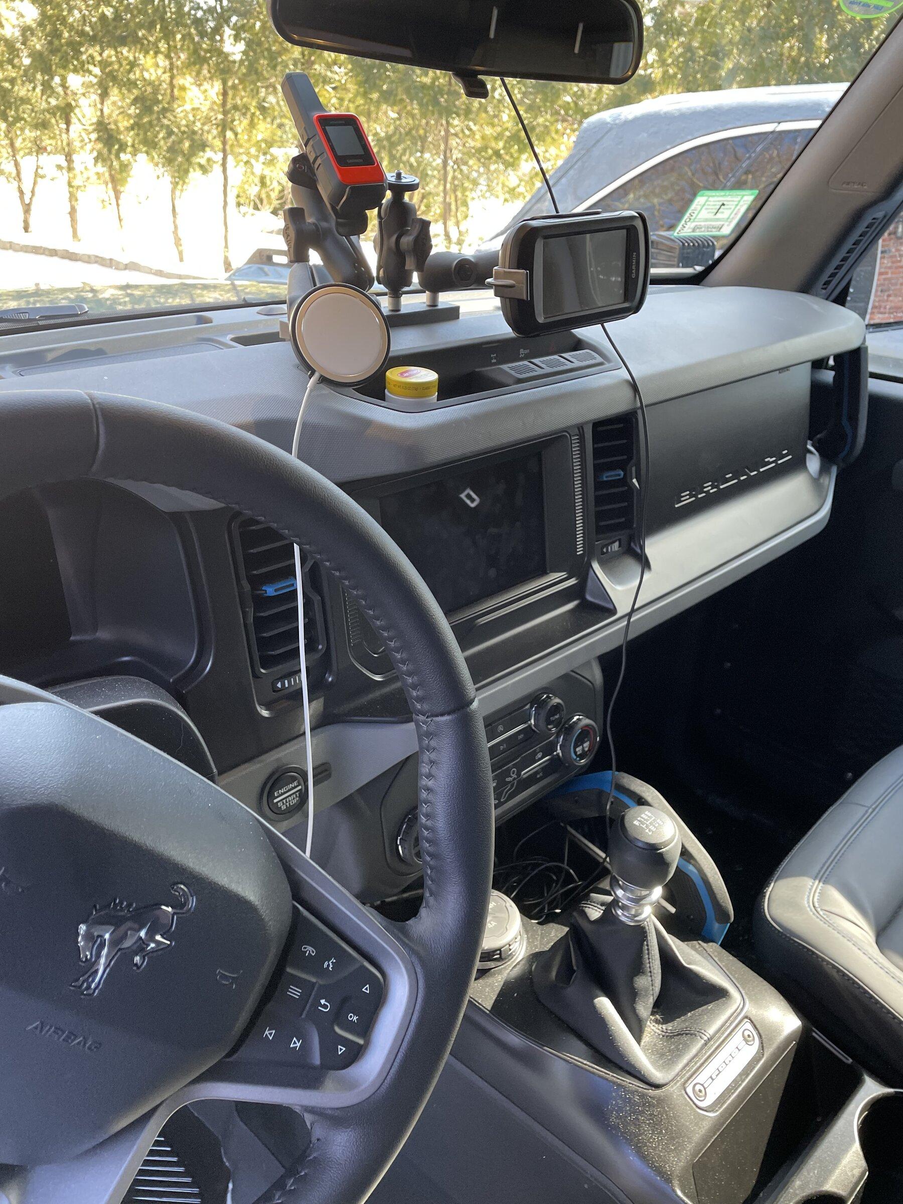 Ford Bronco iPhone Mounting/Charging Solution IMG_0681