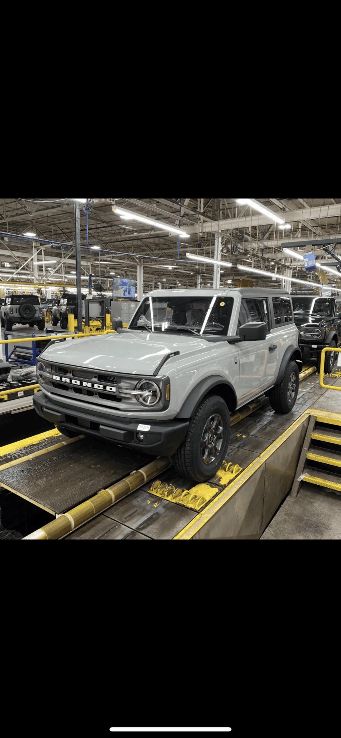 Ford Bronco 🛠 01/24/22 Build Week Group IMG_0224