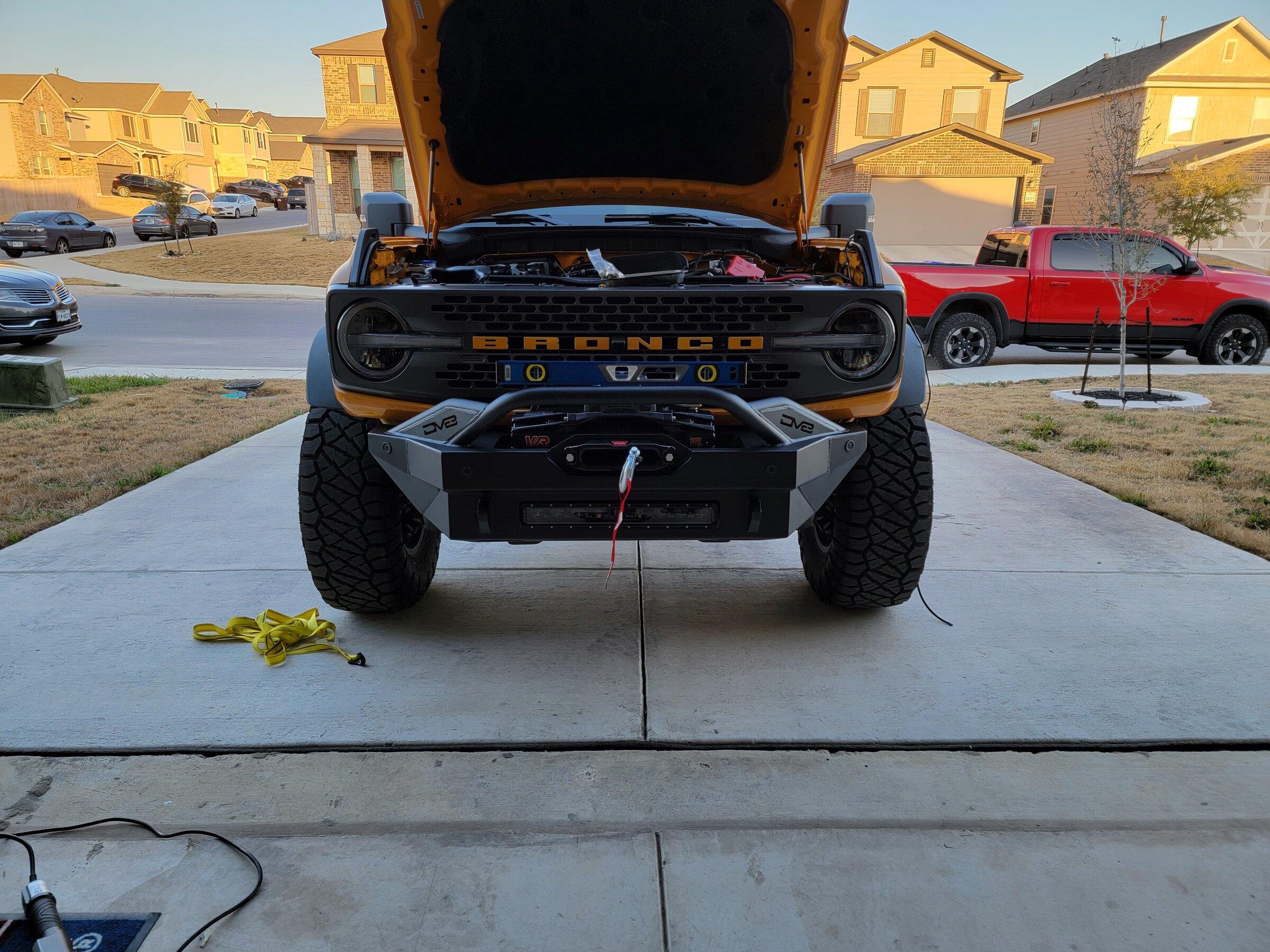Ford Bronco DV8 Bumper Stubby