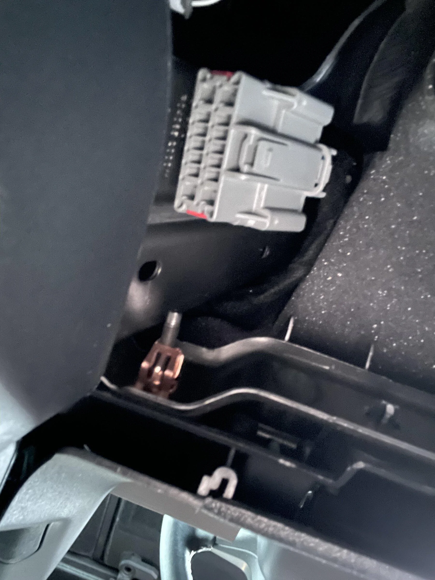 Ford Bronco Factory Trailer Brake Controller installation feedback IMG_4576