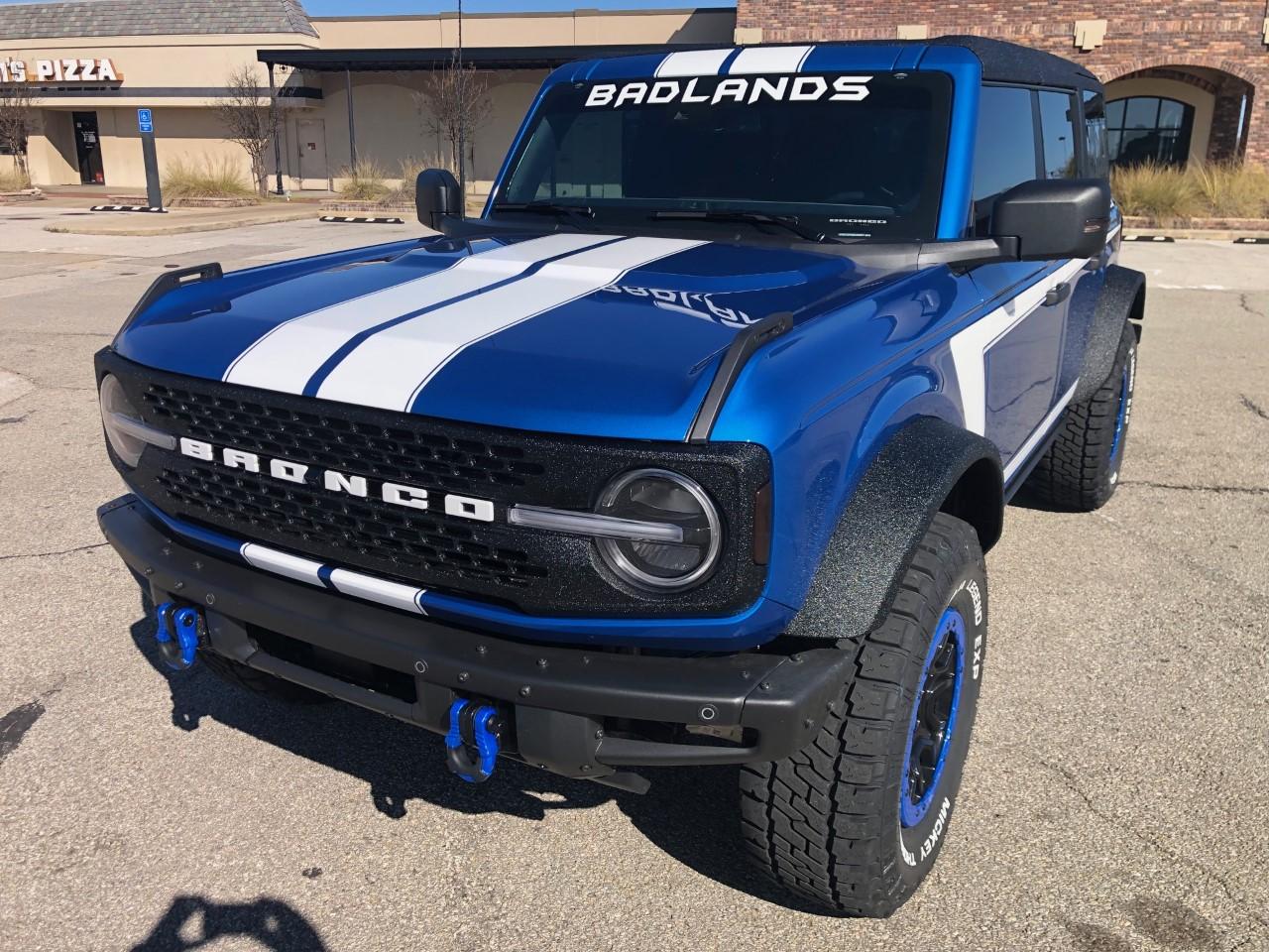 Ford Bronco VELOCITY BLUE Bronco Club Bronco 2