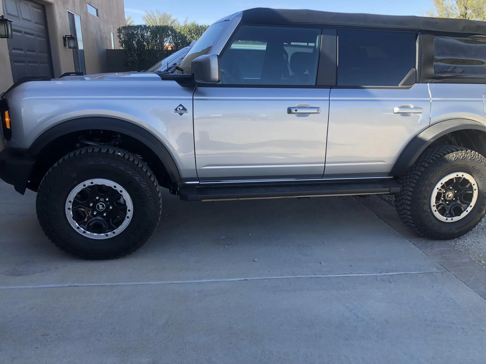 Ford Bronco Stock steps question 39B2AFB0-FD25-44CC-A3D3-62D4C6A5F74D