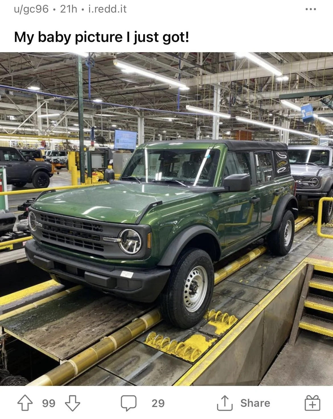 Ford Bronco Badlands vs Base - Eruption green. D3AF80C5-16D9-4F29-AC52-ED4D0F7FEBC7