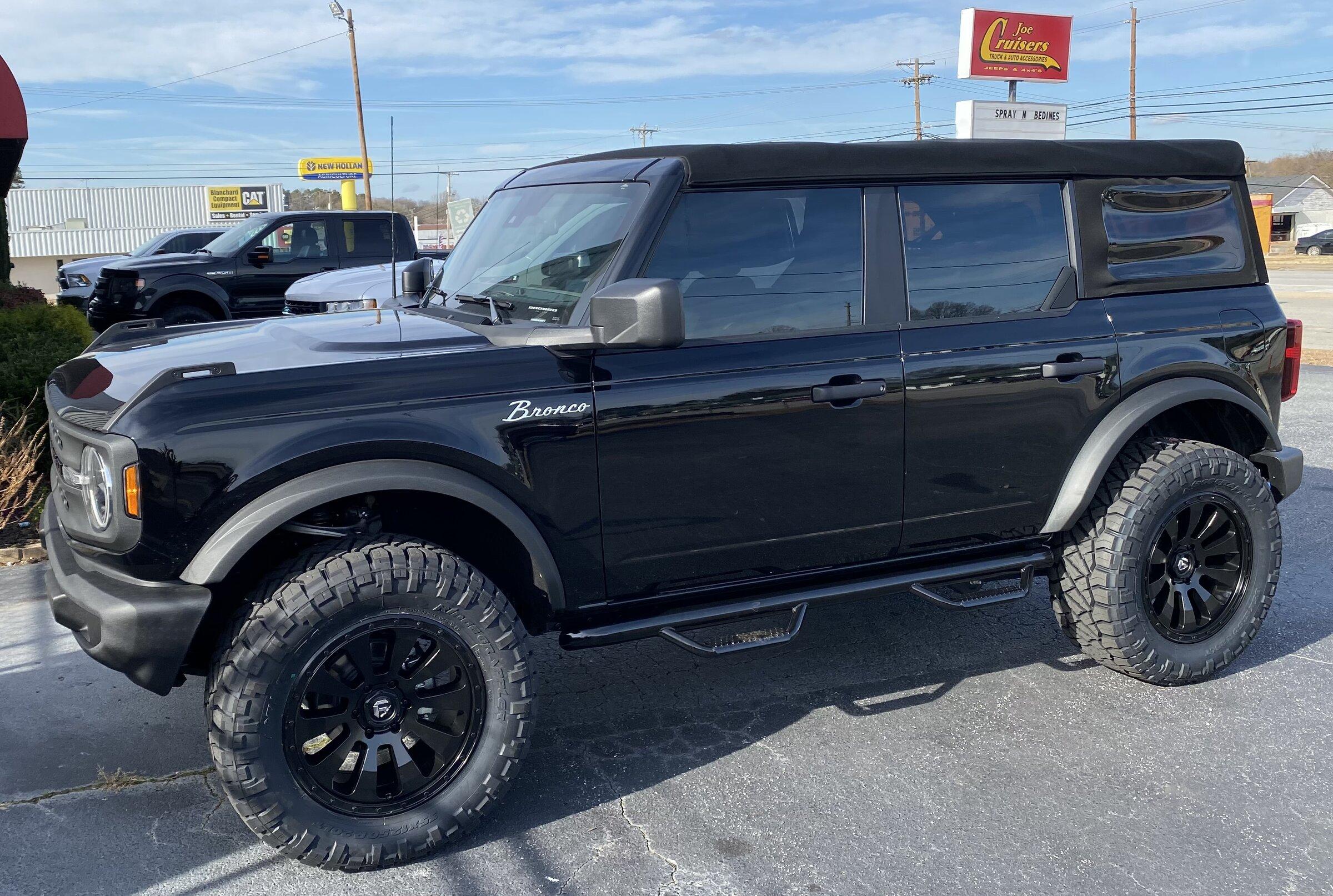 Ford Bronco Request: Carbonized Grey vs Shadow Black pics 94761ED3-C339-44F6-9782-78E527916473
