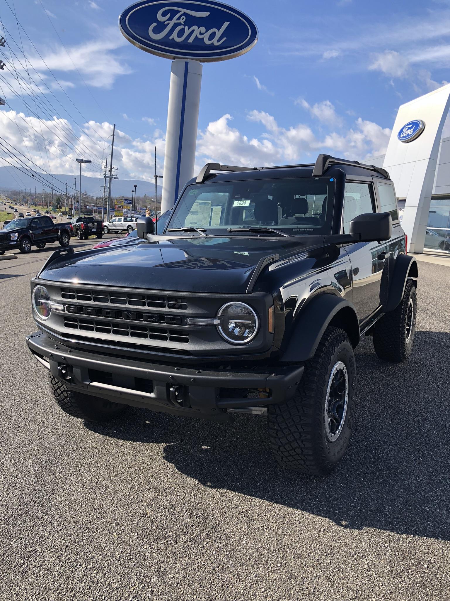 Ford Bronco Request: Carbonized Grey vs Shadow Black pics 2554DAD3-2B98-484E-AC10-2A7E19523D9F