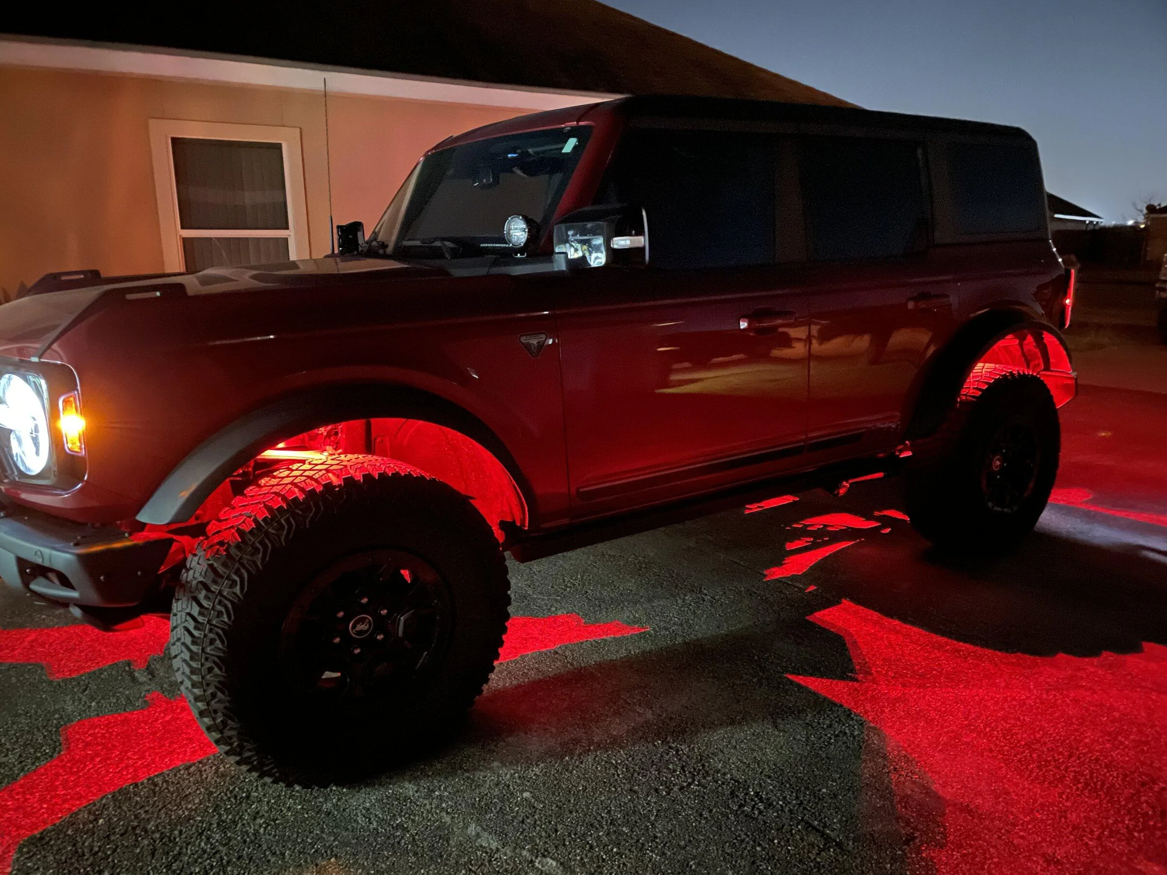 Ford Bronco Wheel well lights? 890176CA-22BD-4017-9CC6-A7543F8E9E5B