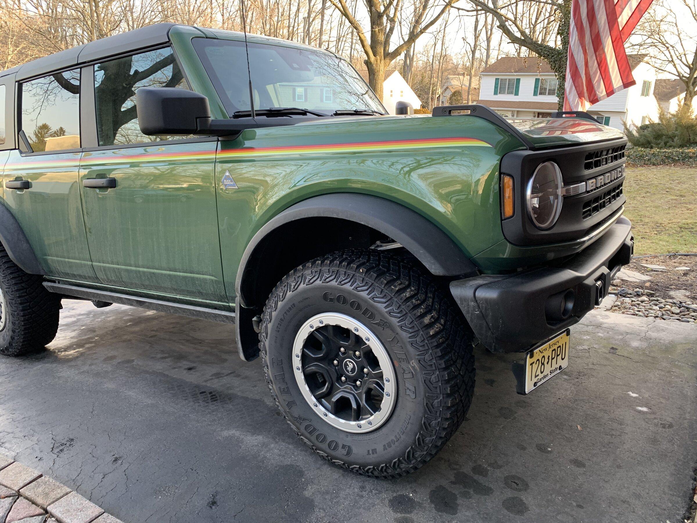 Ford Bronco Capable bumper license plate bracket options? 4437B0B4-A0F9-4E59-BA76-4BA5A8BC6C42