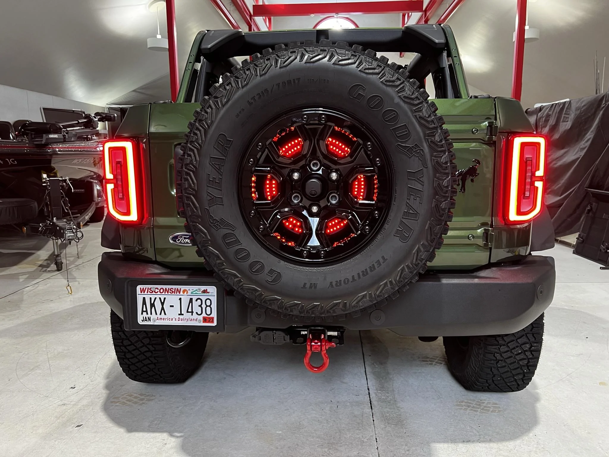 Ford Bronco 37" Spare Tire Fitment *Update* 136B8581-EDA3-499B-B943-7188165BB600