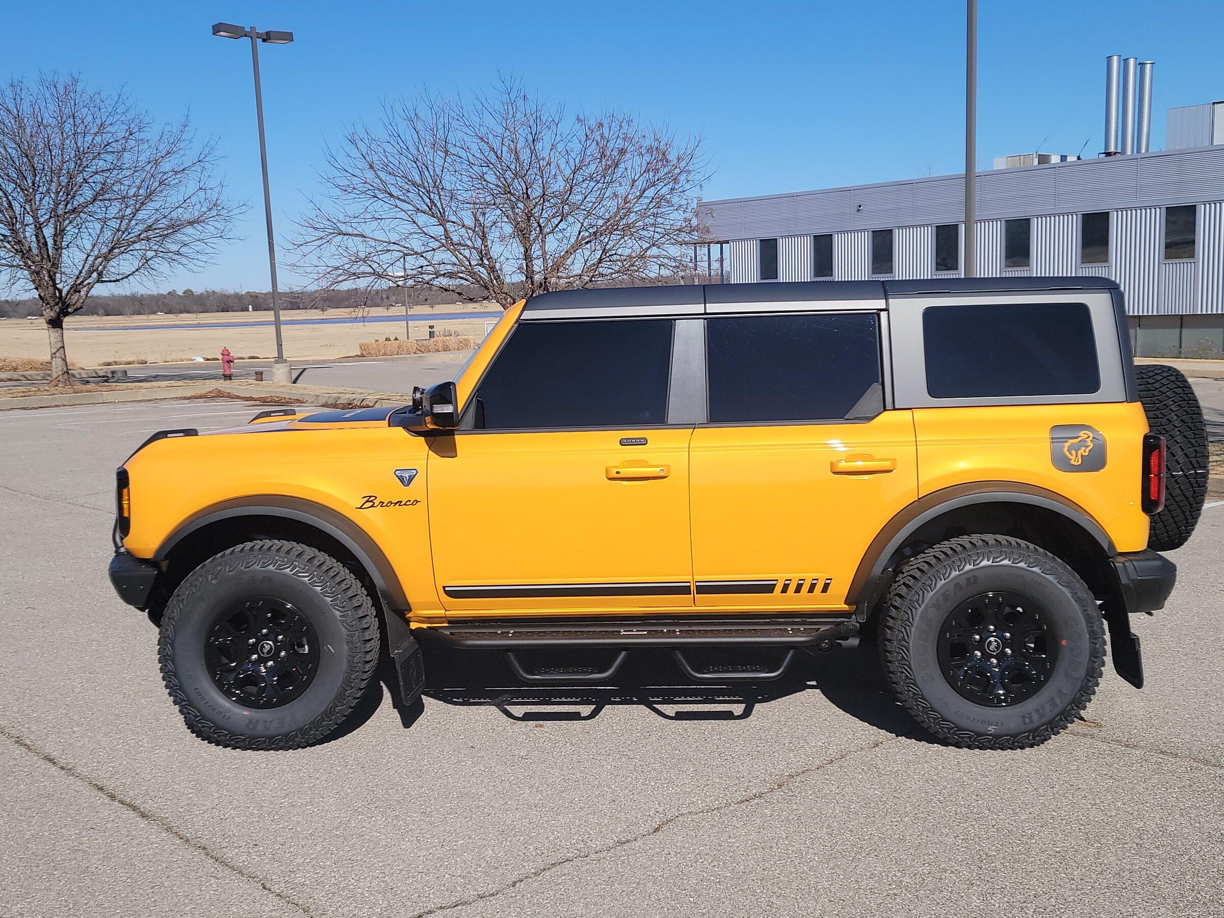 Ford Bronco Front window tinting 20220212_143249