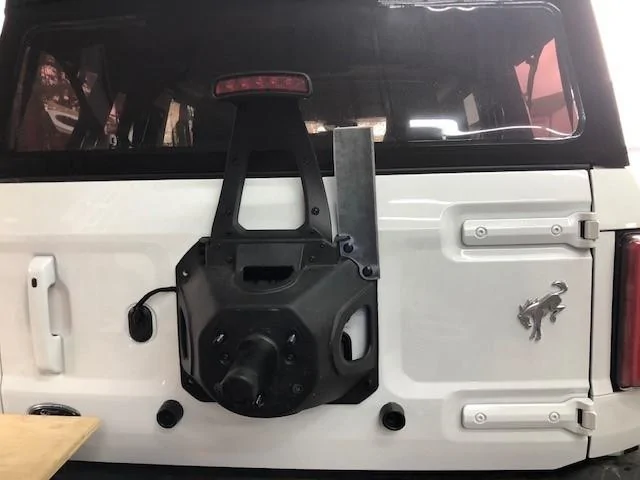 Ford Bronco GMRS Radio install? Antenna and mic location Bare mount