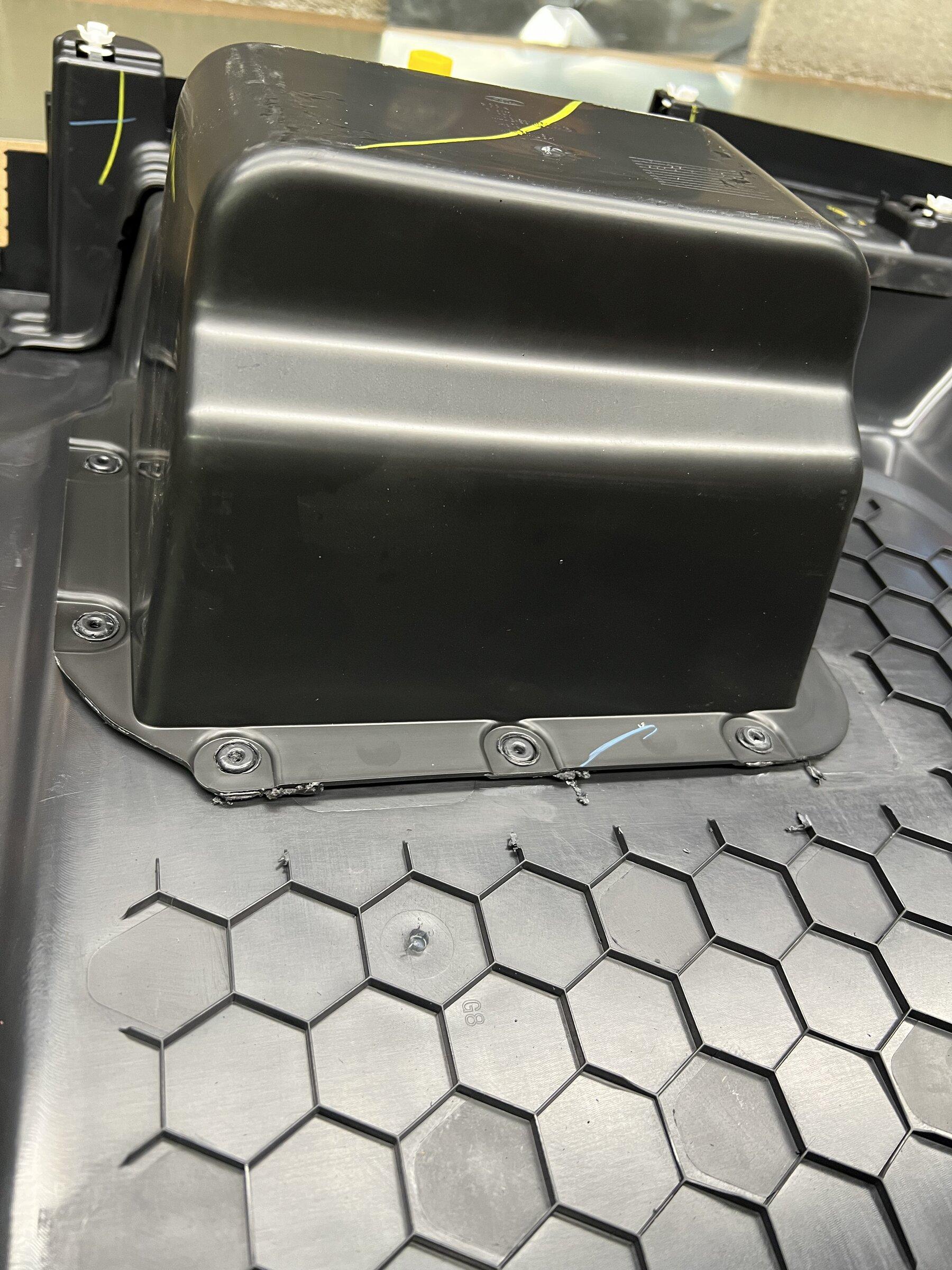 Ford Bronco B&O sub installed on Base Bronco ….sorta…. 448C896B-4ACD-454A-95B7-823DE3BDAD29