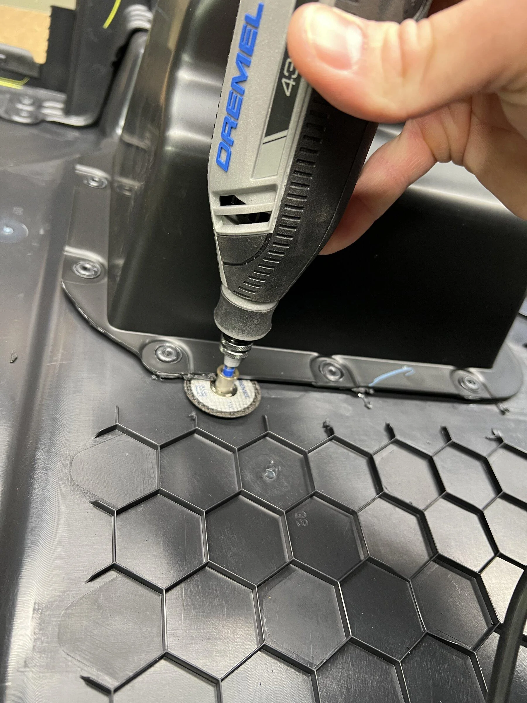 Ford Bronco B&O sub installed on Base Bronco ….sorta…. D4484C2E-B955-4C00-AB46-4FB04CC6DD91