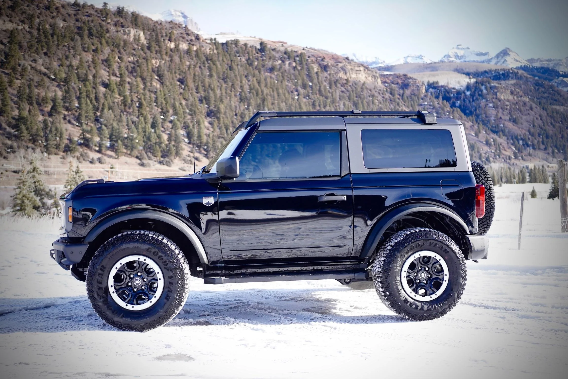 Ford Bronco SHADOW BLACK Bronco Club DSC00238
