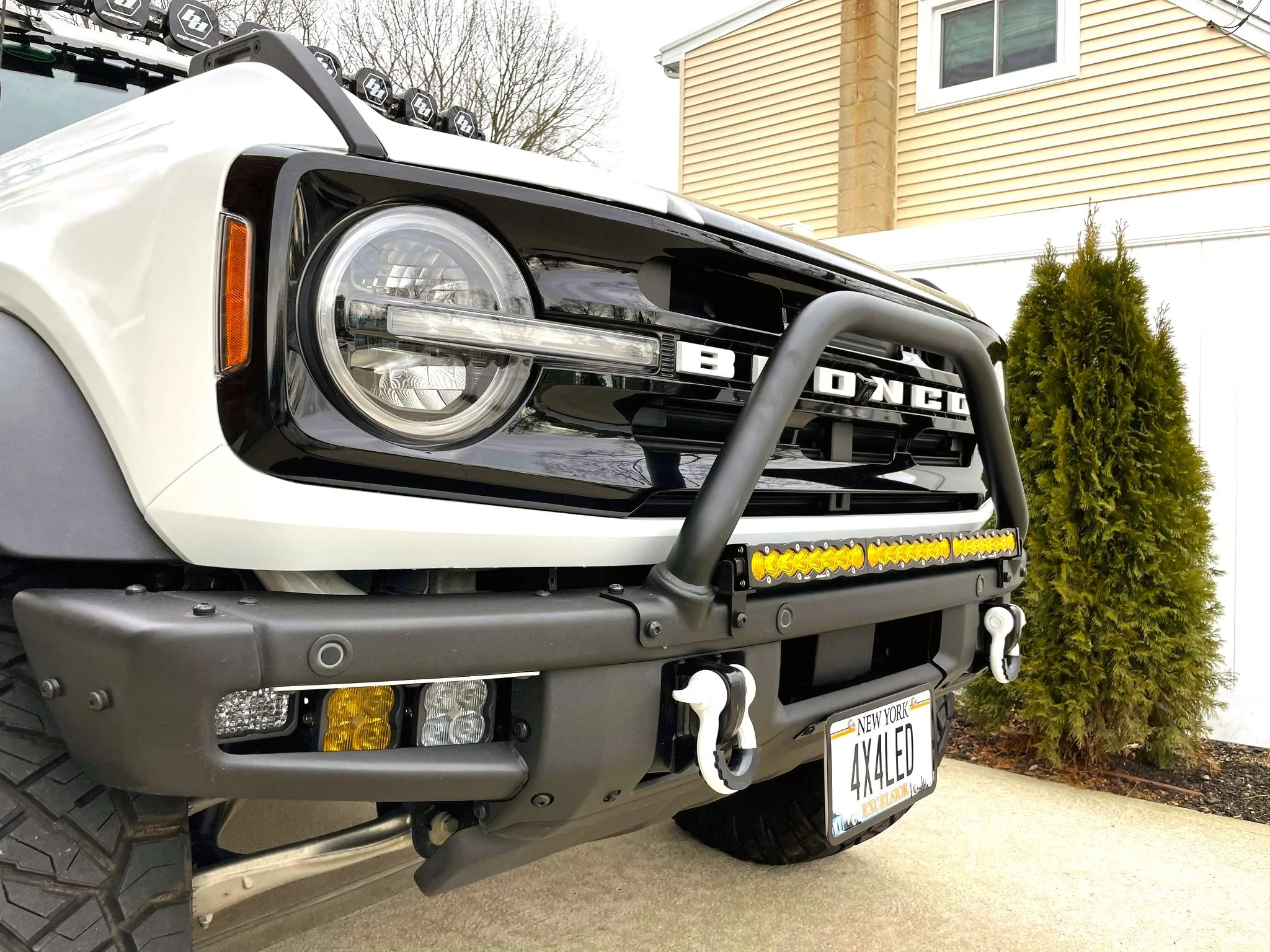 Ford Bronco Good Light Bar for HD Modular Front Bumper? Safari 2