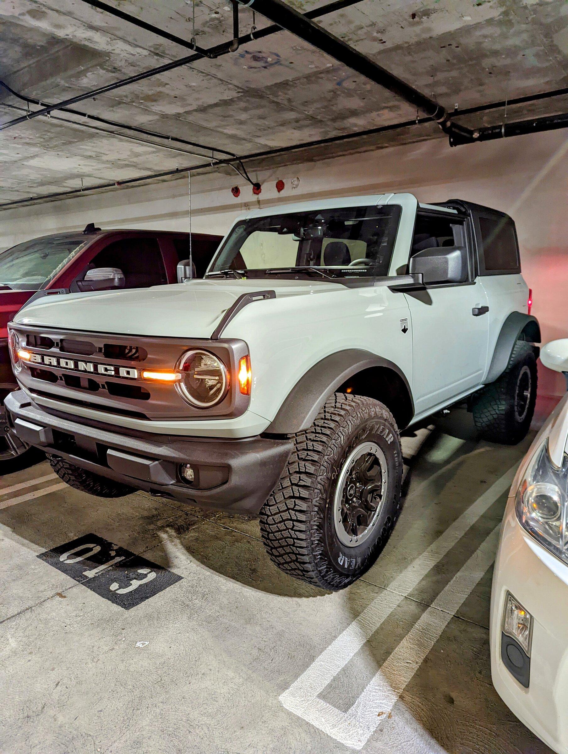 Ford Bronco Bronco Team 2 door. PXL_20220213_204445900~2