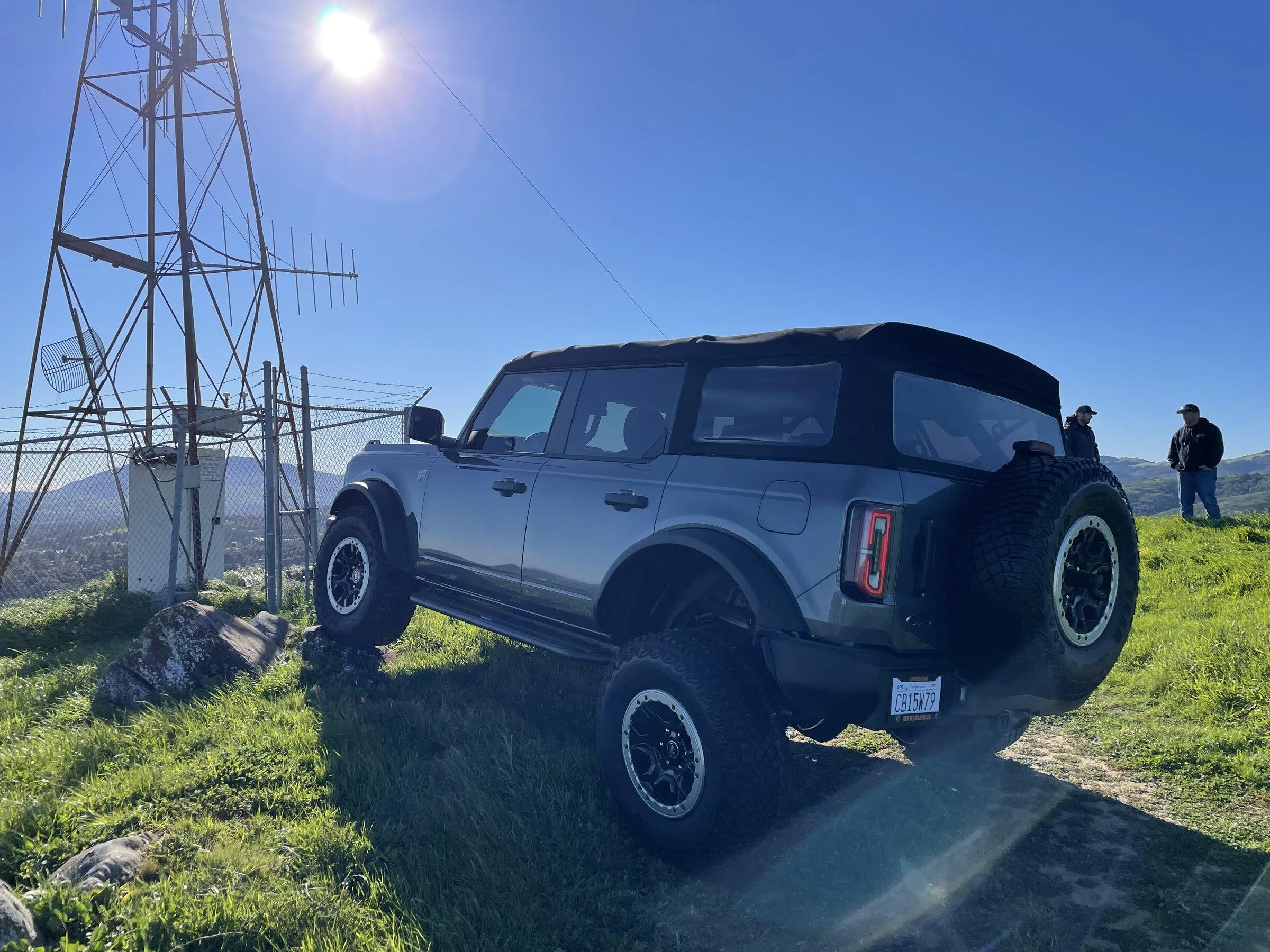 Ford Bronco Up a Hill in Martinez A2DD9500-EC0A-4BB5-BF30-9C051EA58834