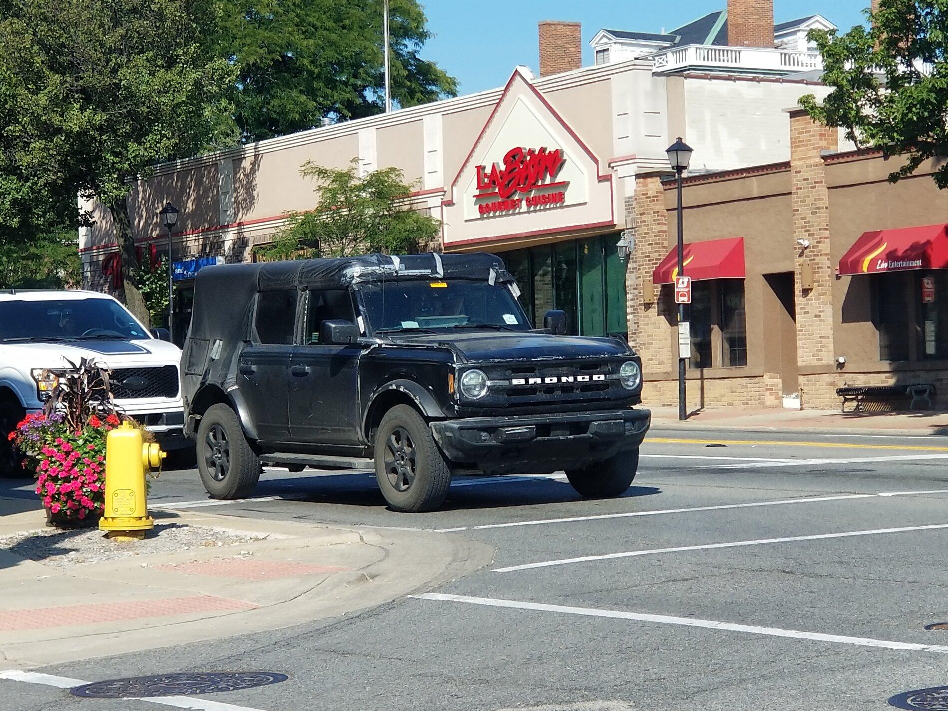 Ford Bronco Cruising through Dearborn 20200822_102841