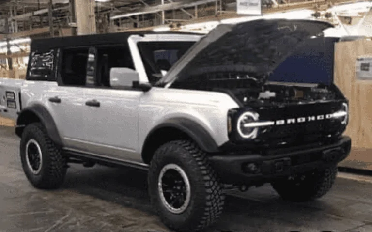 Ford Bronco 4dr Soft top pics? 1598202329931