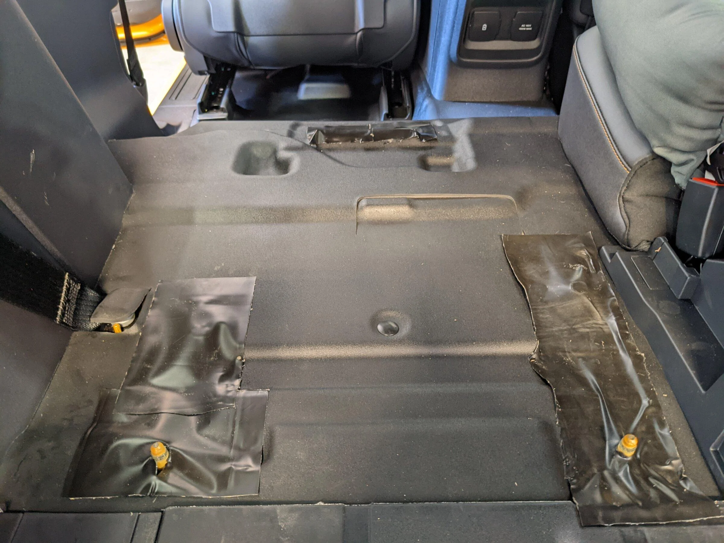 Ford Bronco Living with 2-doors PXL_20220220_165513808