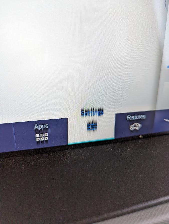 Ford Bronco Drunk (fuzzy) screen buttons? PXL_20220219_201343177