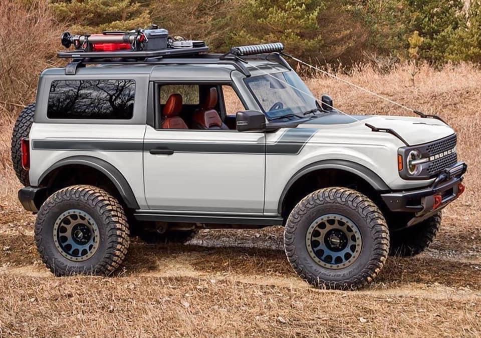 Ford Bronco Living with 2-doors A21B1B1C-B947-419A-8ECC-D806C390AB48
