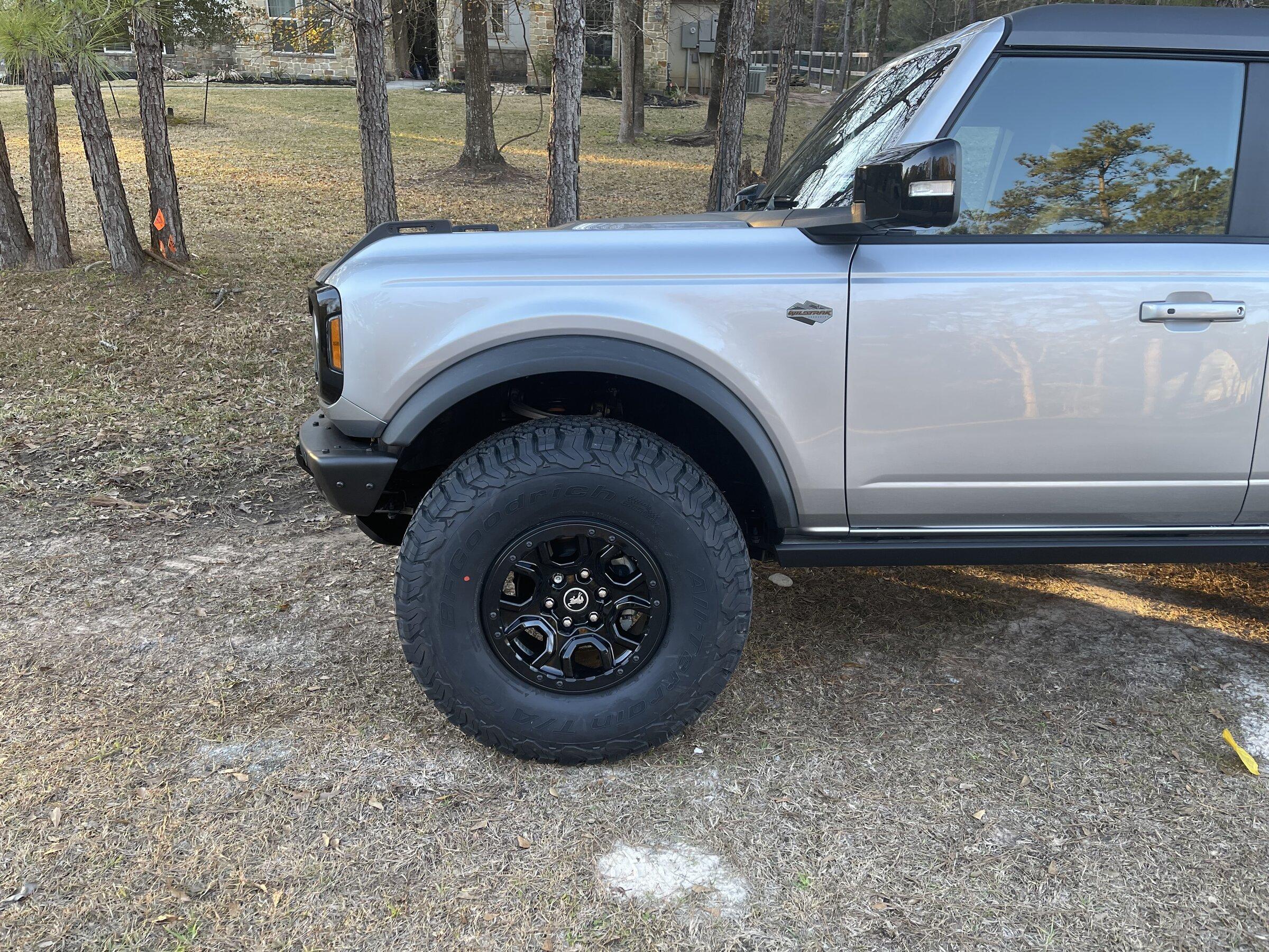 Ford Bronco Sasquatch on 37's build 2AE27947-9386-451E-A47F-5E2B3D384F8B