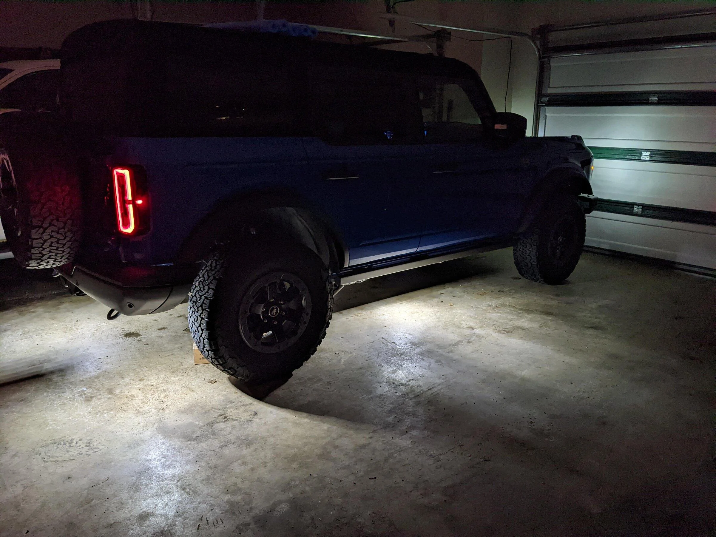 Ford Bronco Looking for Rock light install ideas/instructions PXL_20220221_002221719