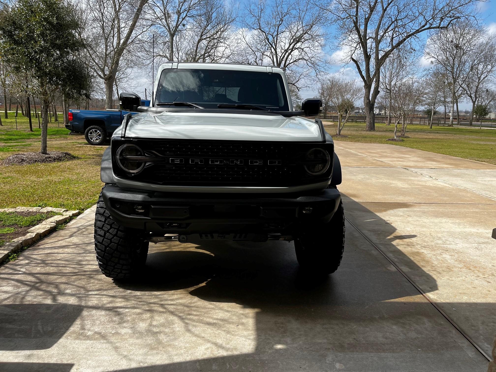 Ford Bronco 37's with 5" Rough Country Lift on Wildtrak Bronco 21-30