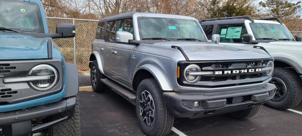 Ford Bronco 🛠 01/24/22 Build Week Group 43C3E069-B19F-48A9-AFE1-C1CE4072DFF9