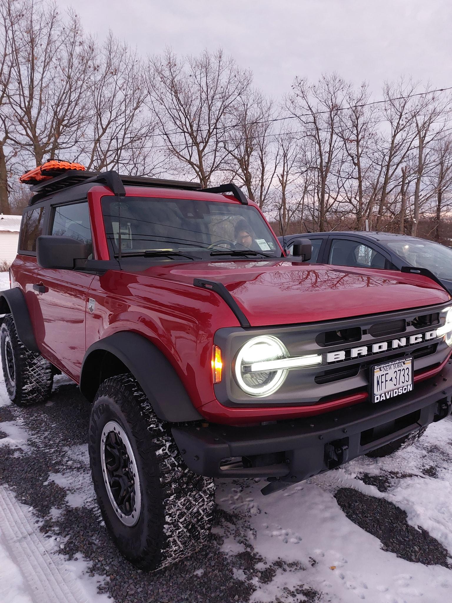 Ford Bronco Bronco Team 2 door. 269715077_1960505144138808_3262770826450360225_n - Copy