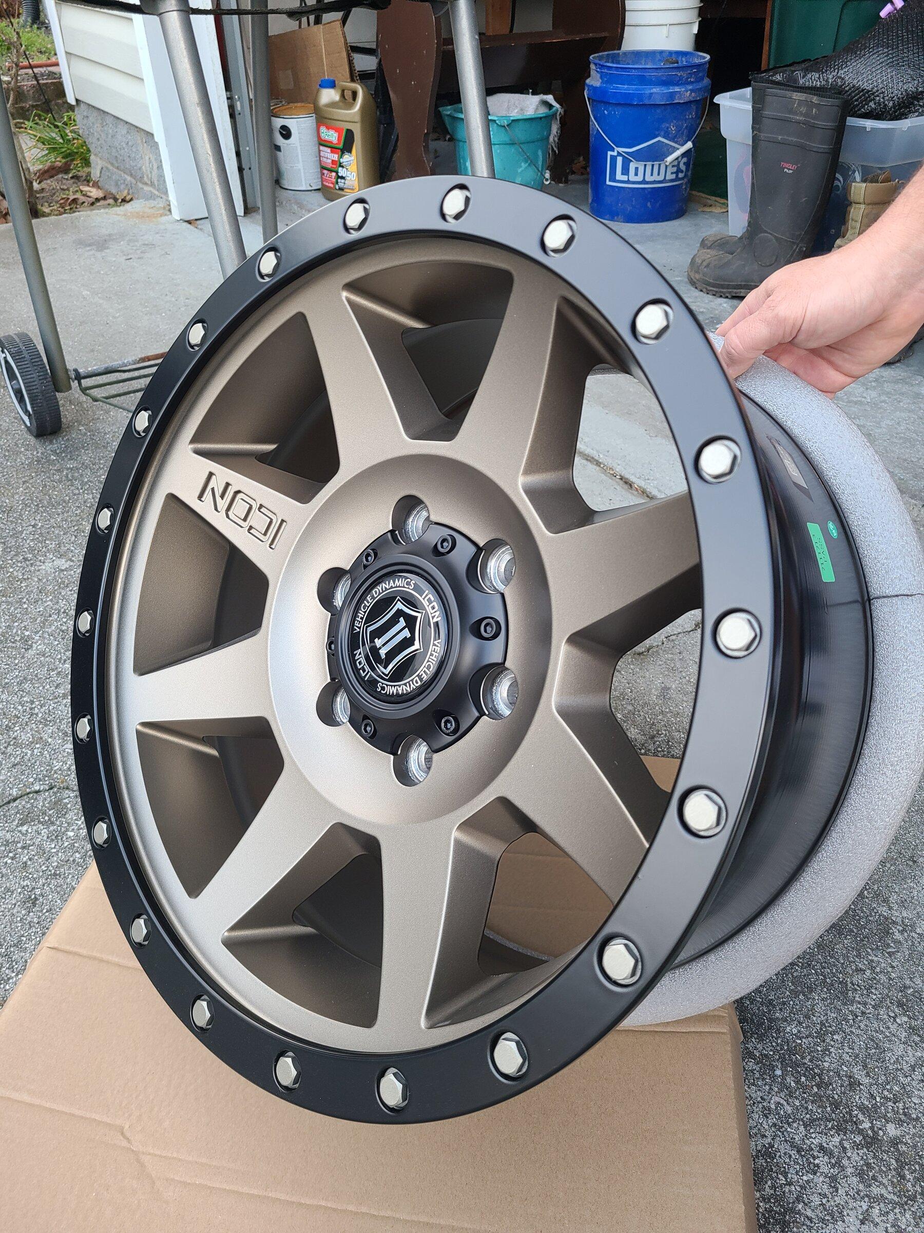 Ford Bronco ICON rims, SWEET 20220222_170708