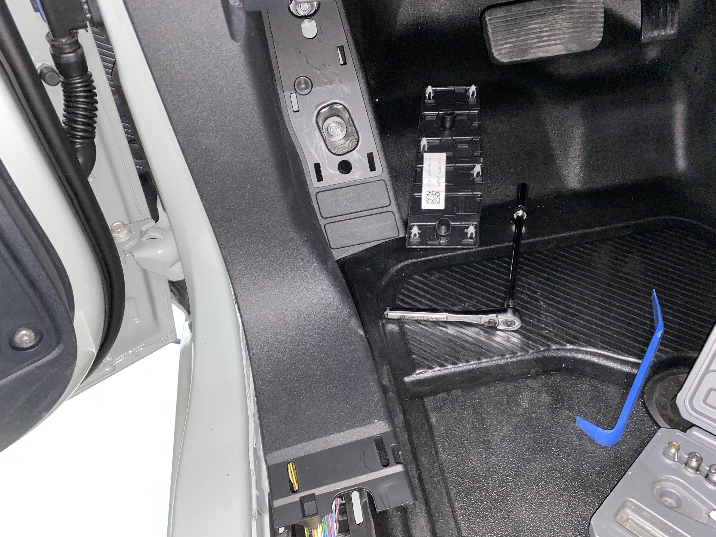 Ford Bronco Rock Slide Engineering install question IMG_0768.JPG