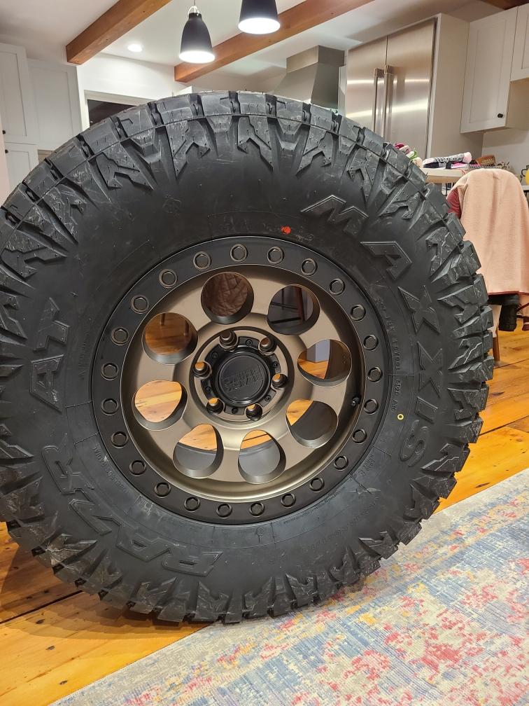 Ford Bronco Show us your installed wheel / tire upgrades here! (Pics) Resized_20211115_181402(1)
