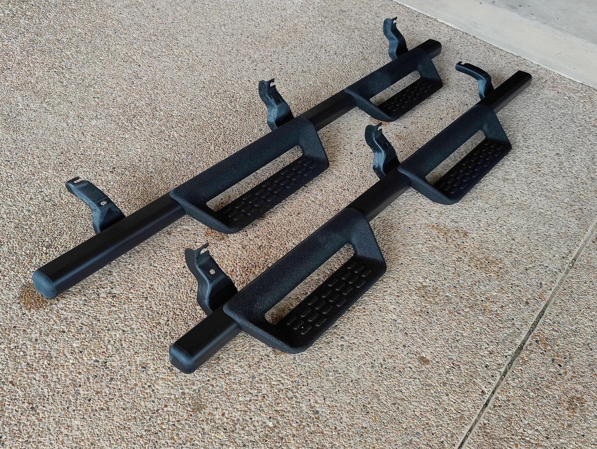 Ford Bronco Bronco Gets Removable Hoop Step Option From Factory 7ihf5MK
