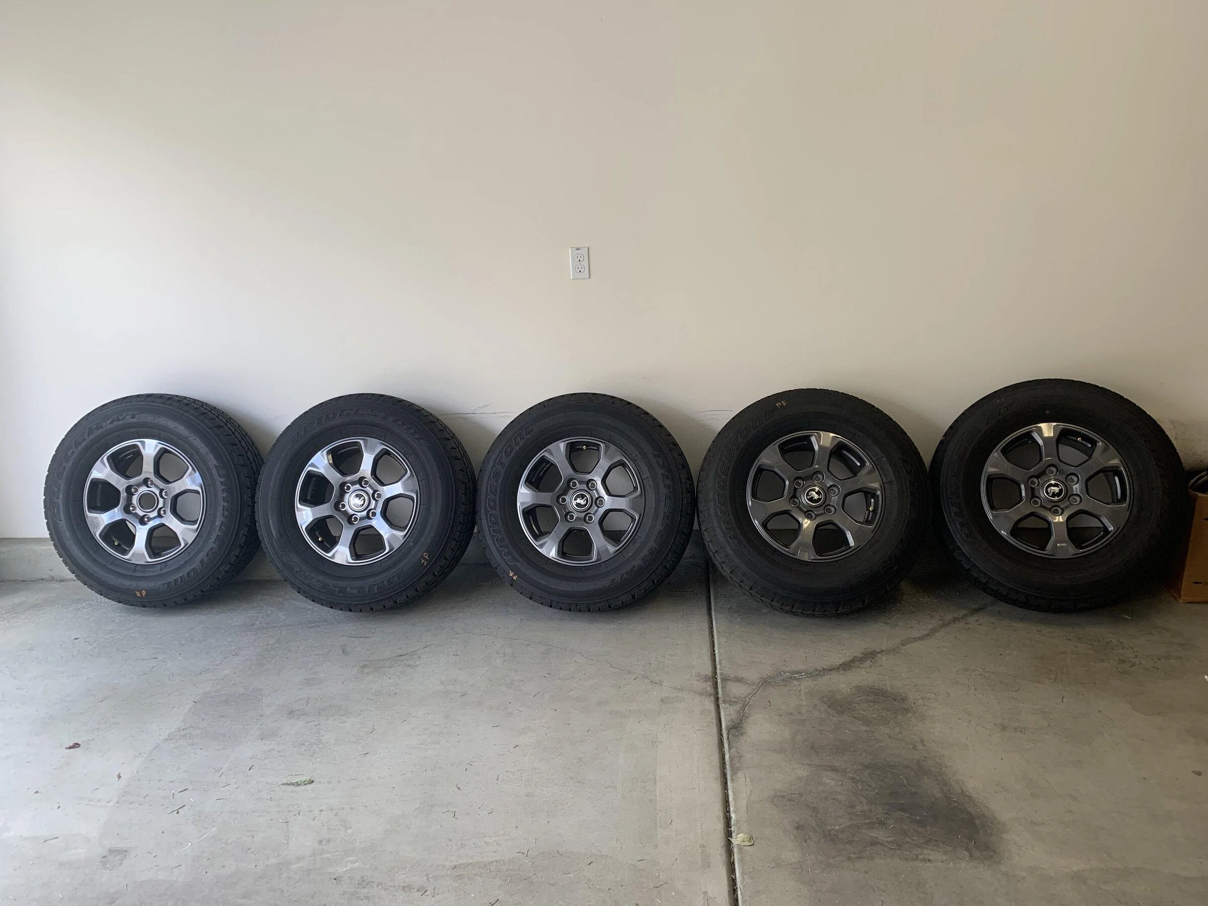 Ford Bronco Big Bend Wheels, Tires, and Grill 5540CB90-FFB9-4B11-AB81-B418E090DADD