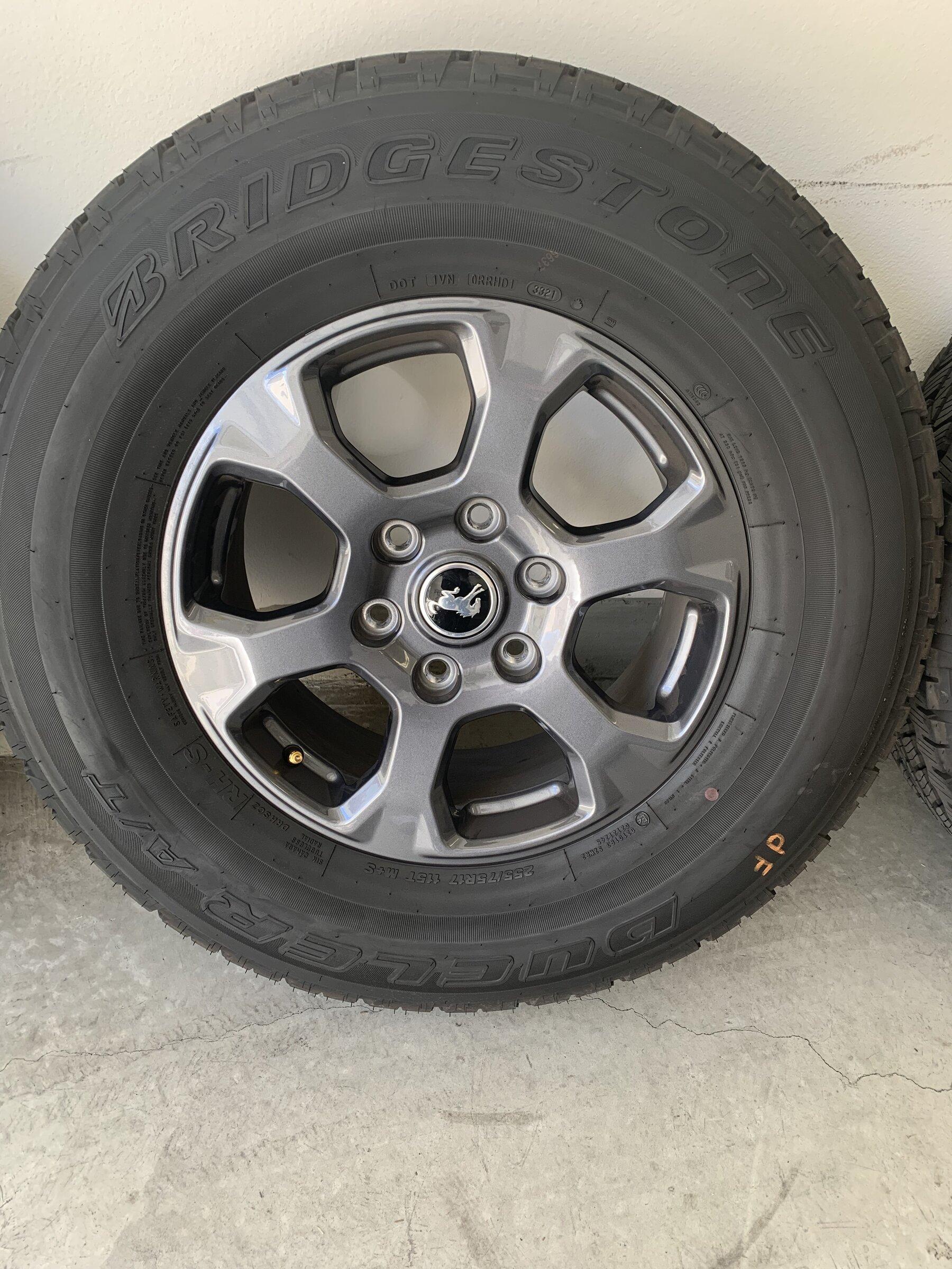 Ford Bronco Big Bend Wheels, Tires, and Grill F35A82F2-8D54-42CC-993F-54634CC17D64