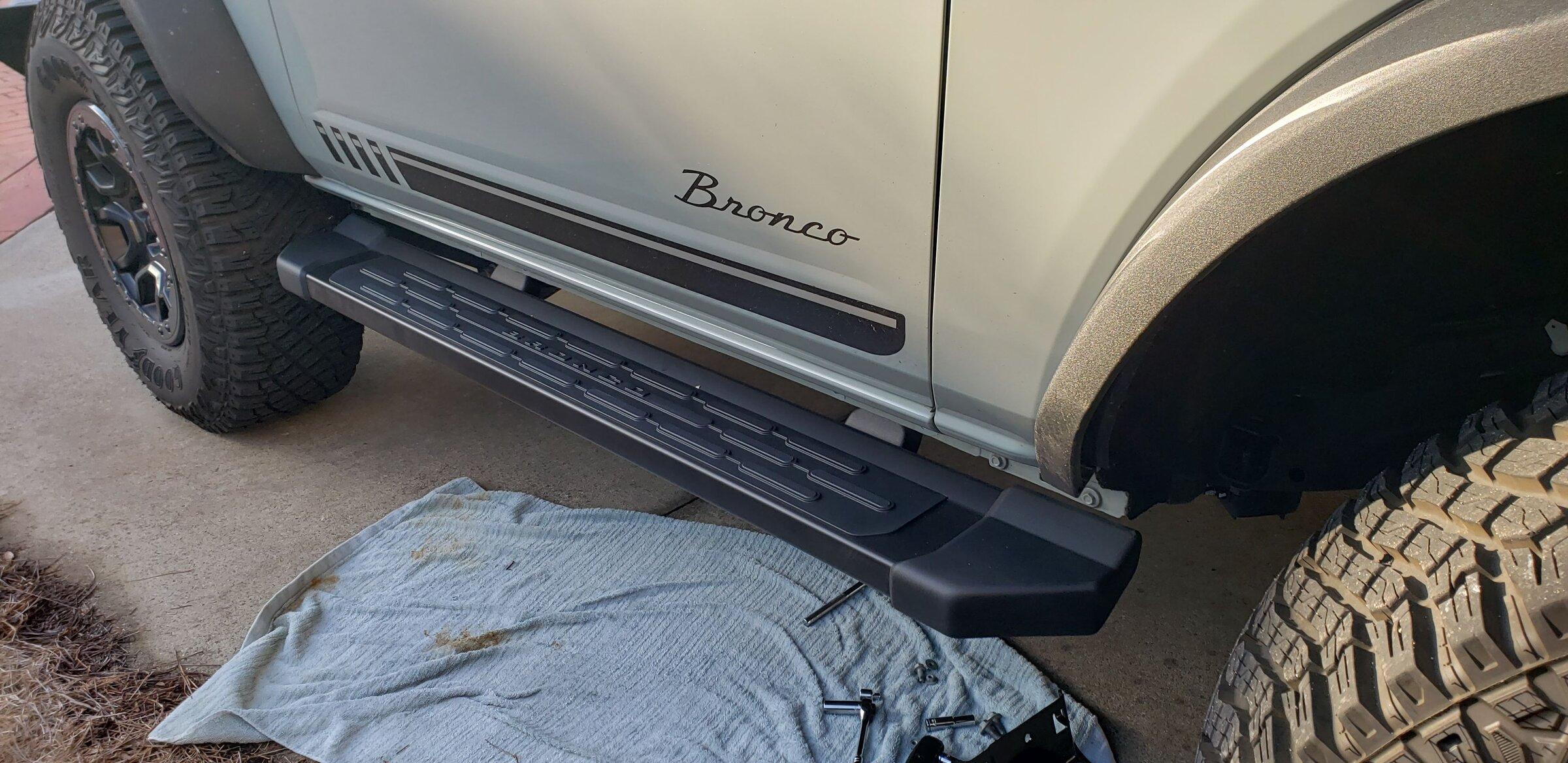 Ford Bronco OEM Steps on FE 20220223_164323