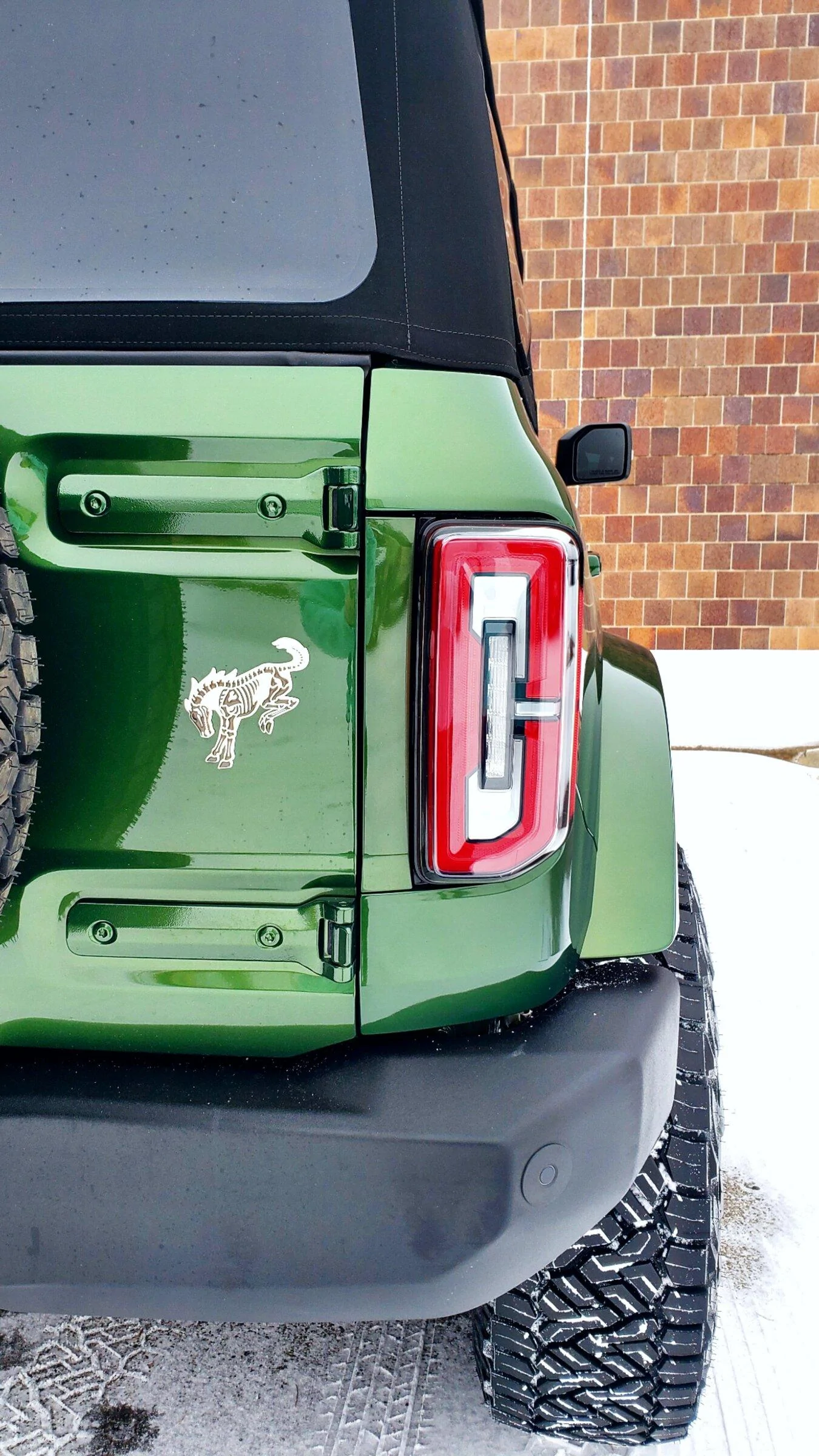 Ford Bronco ERUPTION GREEN Bronco Club Picsart_22-02-23_16-17-30-537