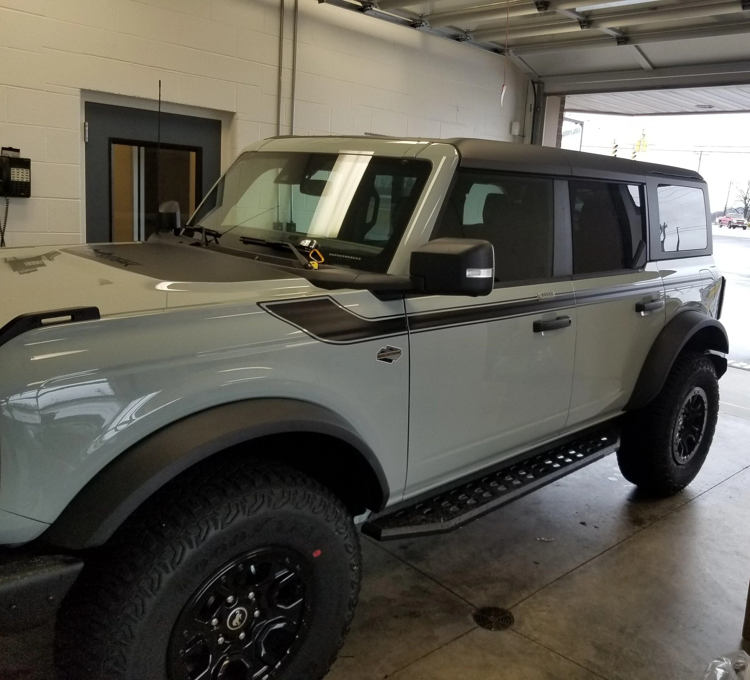 Ford Bronco CACTUS GRAY Bronco Club 20220223_192632